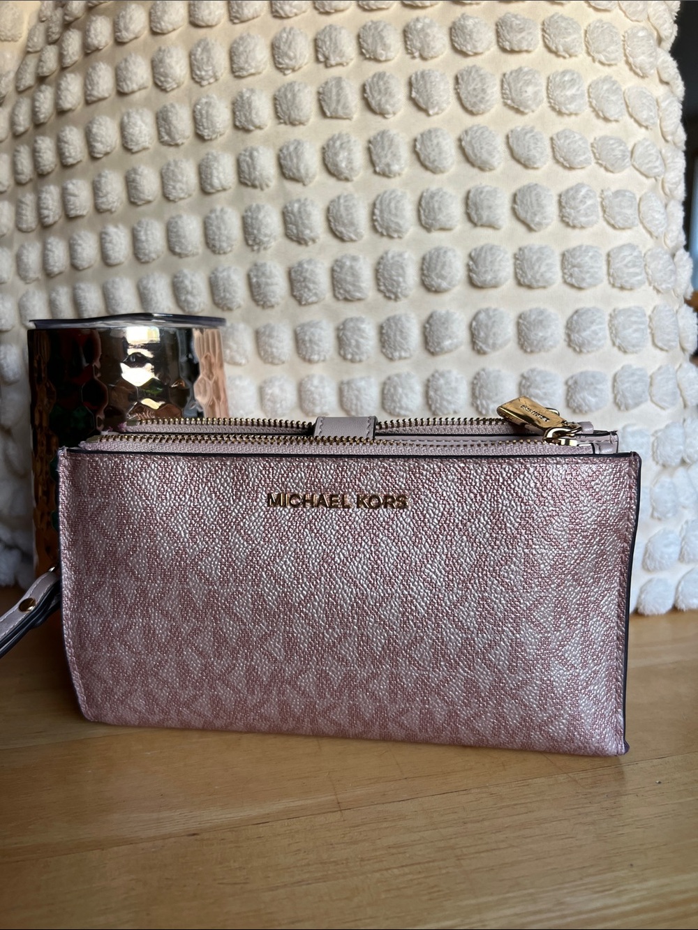 Jet Set Travel Signature Logo Smartphone Wallet Rose Gold Wristlet Clutch